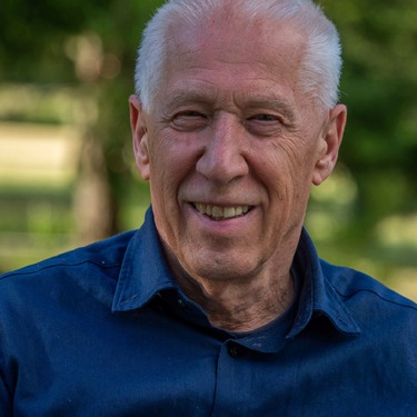 “Je wordt niet als mens geboren, je wordt als mens gevormd” Interview met Joep Dohmen