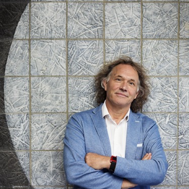 Wie ben ik en wat doe ik hier? In gesprek met Jos de Mul