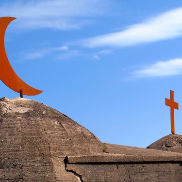 Bevatten de monotheïstische religies aanknopingspunten voor geweld?